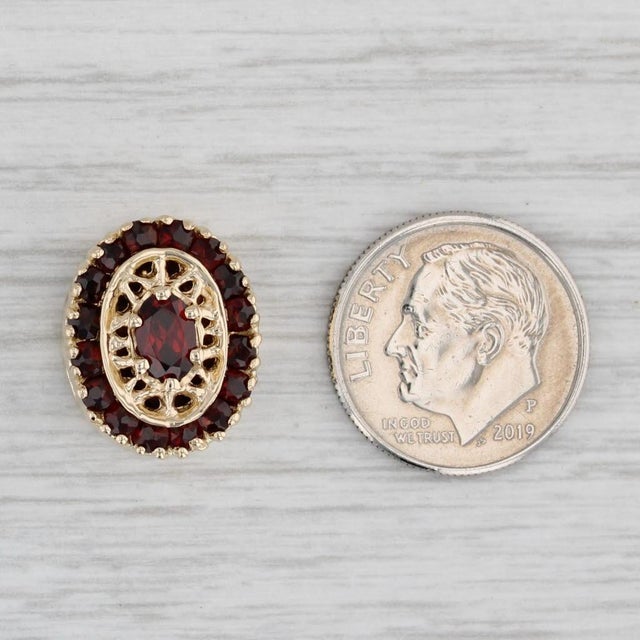 Vintage Richard Klein 1.60ctw Garnet Slide Bracelet Charm 14k Yellow Gold For Sale - Image 4 of 4