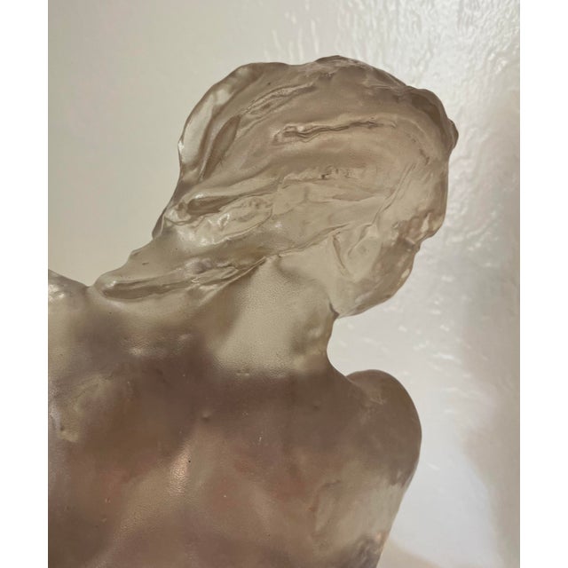 Beautiful sculpture by Dorothy Draper. Bottom sticker has fallen off.