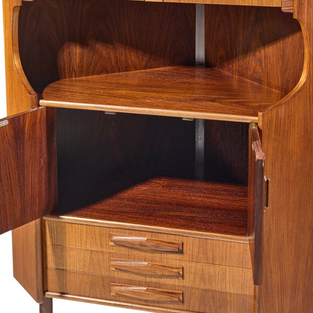 Omann Jun Style Mid Century Danish Rosewood Corner Cabinet For Sale In Chicago - Image 6 of 8