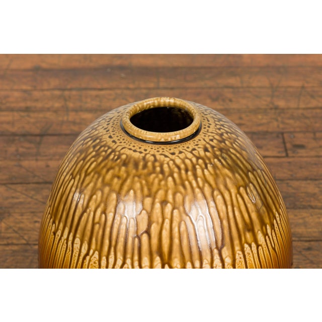 Late 20th Century Prem Collection Artisan Handcrafted Two-Tone Vase with Dripping Décor For Sale - Image 5 of 12