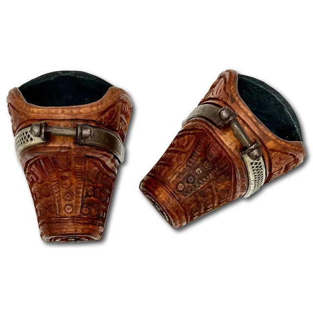 Outstanding Original Pair of Antique Spanish Colonial Hand Carved Wood & Wrought Iron Bedoya Stirrups - Circa 1800s For Sale - Image 14 of 18