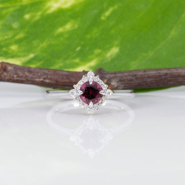 2020s Red Spinel Ring With Earth-Mined Diamond Accents: Solid 14k Gold, Round 5mm, Size 6.75 For Sale - Image 5 of 9