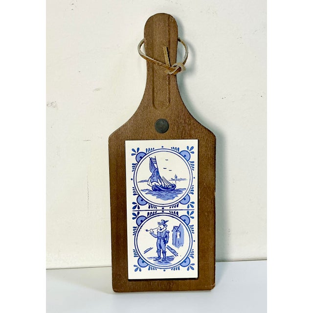 Mid-Century Modern Mid 20th Century Gustavian Boho Chic Delft Style Tile & Wood Trivet. For Sale - Image 3 of 11