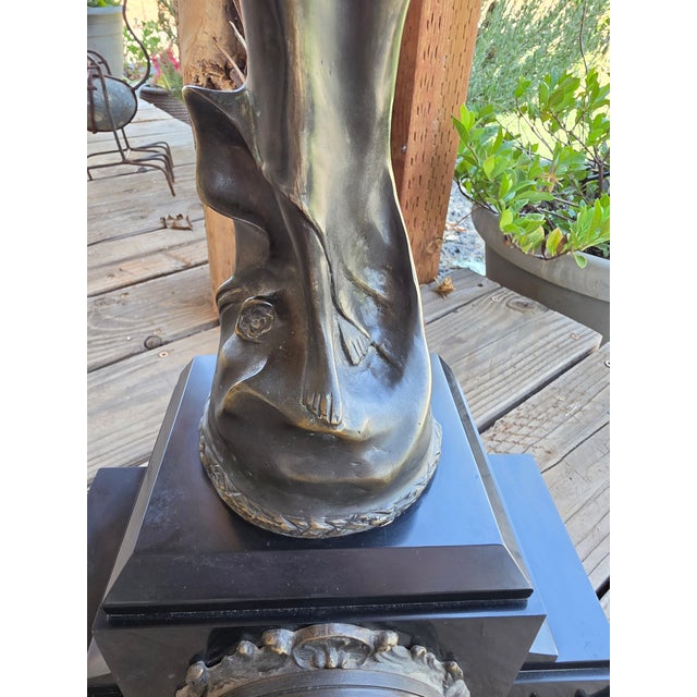 Rare French Art Deco Figural Mantel Clock – Signed "Cuaut" – All-Original Matching Assembly #27 – Solid Bronze & Black...