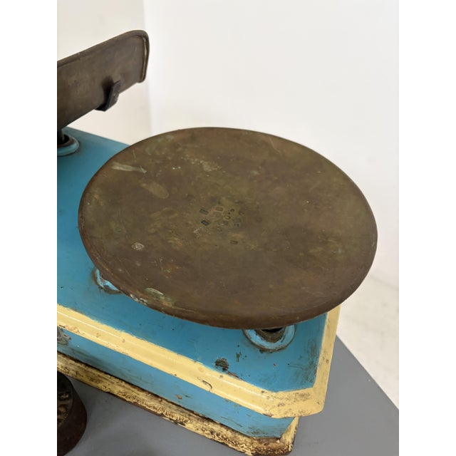 Metal Vintage Art Deco Italian Scale with Brass Pans, 1940 For Sale - Image 7 of 12