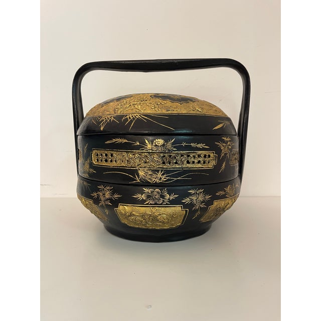 Vintage Chinoiserie Black Lacquer & Raised Gold Gilt Tiered Chinese Wedding Basket For Sale - Image 4 of 9
