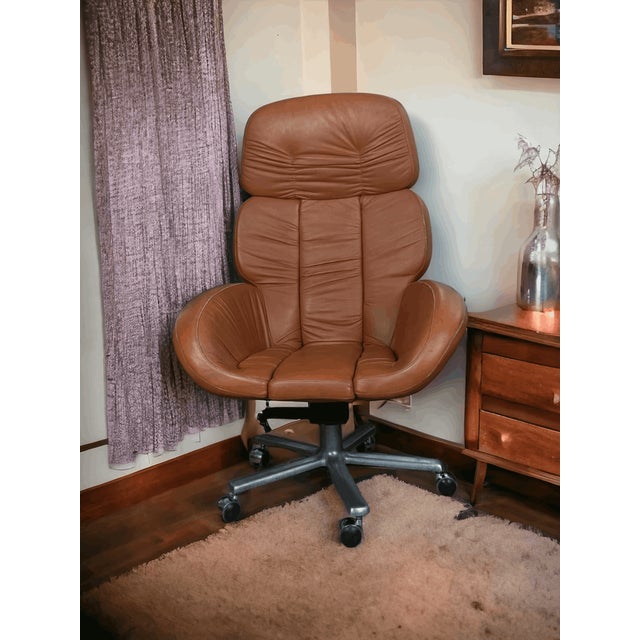 Leather Presidential Desk Swivel Chair, 1970s For Sale - Image 6 of 7