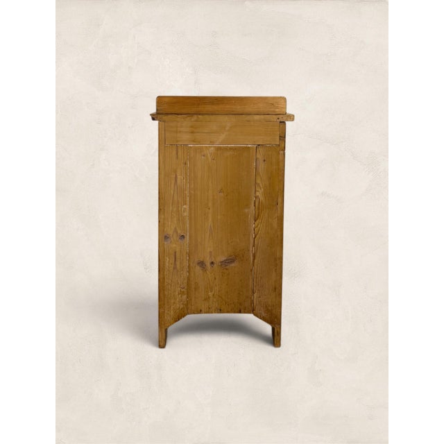 1910s Antique English Pine Pot Cupboard For Sale - Image 5 of 7