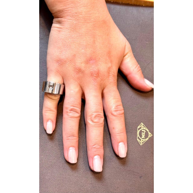 Chopard Happy Diamond 18k White Gold Floating Diamond Ring, Estate For Sale - Image 13 of 18