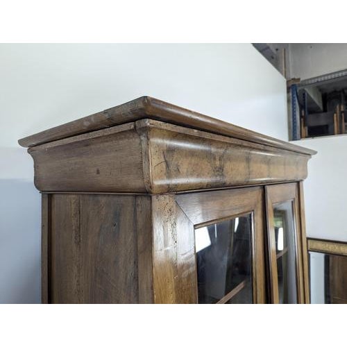 Louis Philippe Glass-Fronted Bookcase in Walnut For Sale - Image 4 of 8