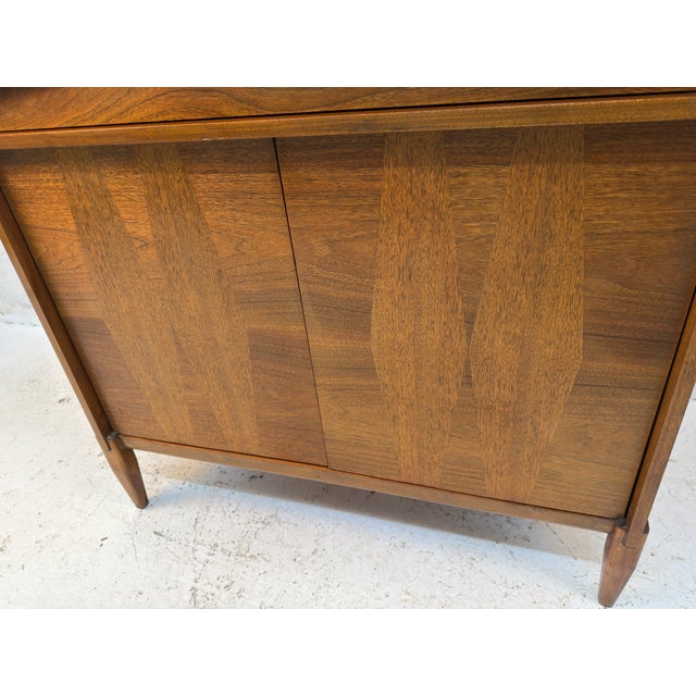 Mid-Century Modern Walnut Highboy Dresser With Sculptural Pulls For Sale - Image 14 of 17
