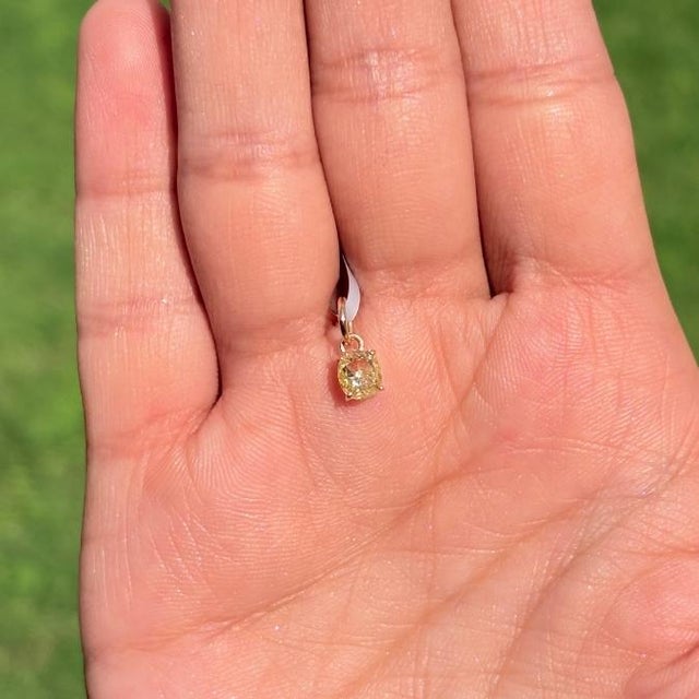 Contemporary Oval Cut Yellow Diamond Solitaire Charm Pendant in 14k Yellow Gold For Sale - Image 3 of 14