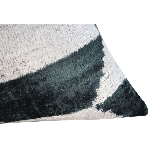 Handmade Black & White Silk Velvet Throw Pillow & Down Insert For Sale In San Francisco - Image 6 of 12