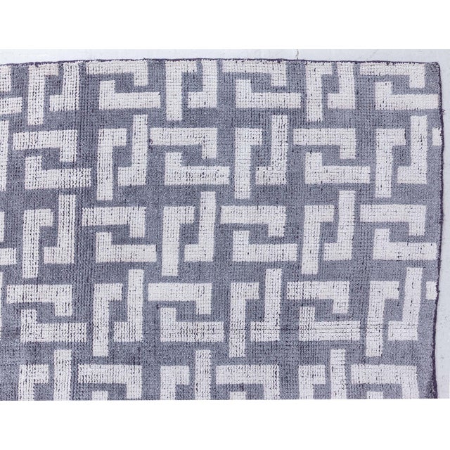 Contemporary black and white large modular geometric rug by Doris Leslie Blau Size: 10'9" × 14'1" (327 × 429 cm) This...