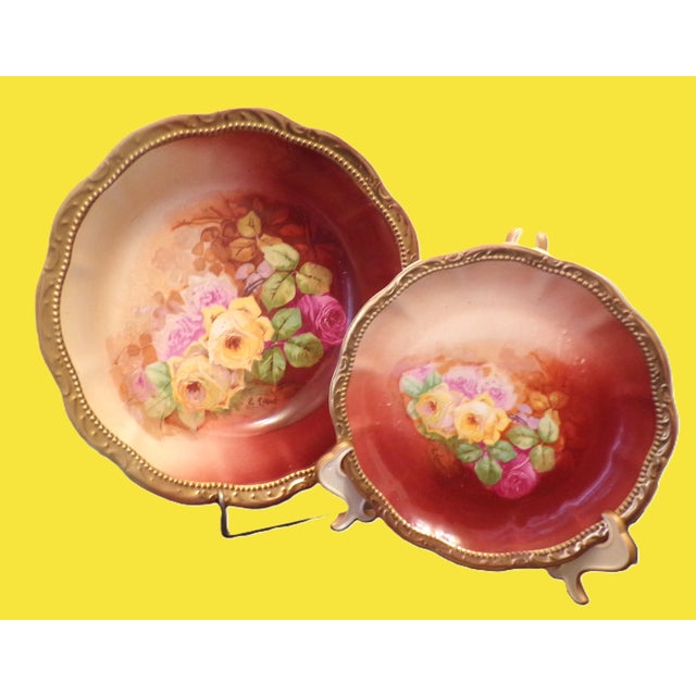 The 3 Crown Pottery Berry Bowl and Bread and Butter Plate is a two-piece set featuring a floral pattern in a vibrant...