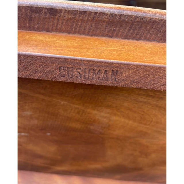 English 1930s Cushman Colonial Creations Three Shelf News Table No. 0108 For Sale - Image 3 of 5