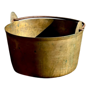 19th-Century Bucket Cauldron Handcrafted French Brass Fireside Spun Brass Jardiniere