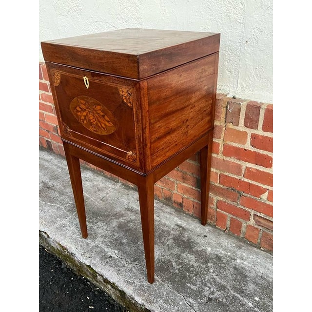 Antique Federal Style Mahogany Inlaid Flip Top Small Chest For Sale - Image 12 of 12