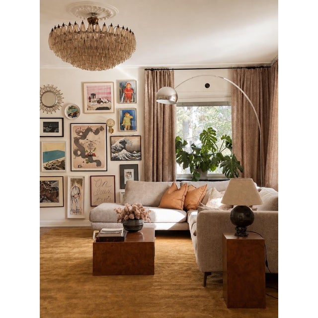 Large Murano Chandelier with Sand Colored Prisms in the style of Carlo Scarpa For Sale - Image 4 of 9