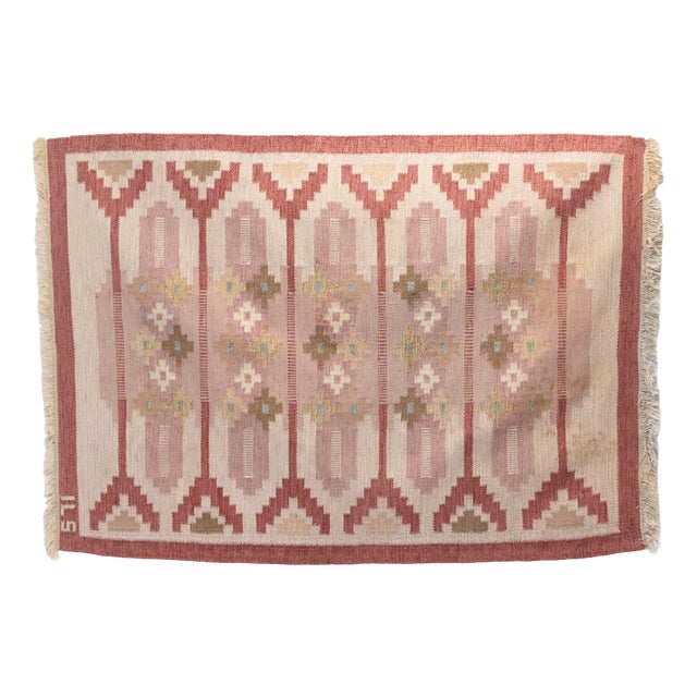 Swedish Kilim Rug in Tones of Red, 1960 For Sale