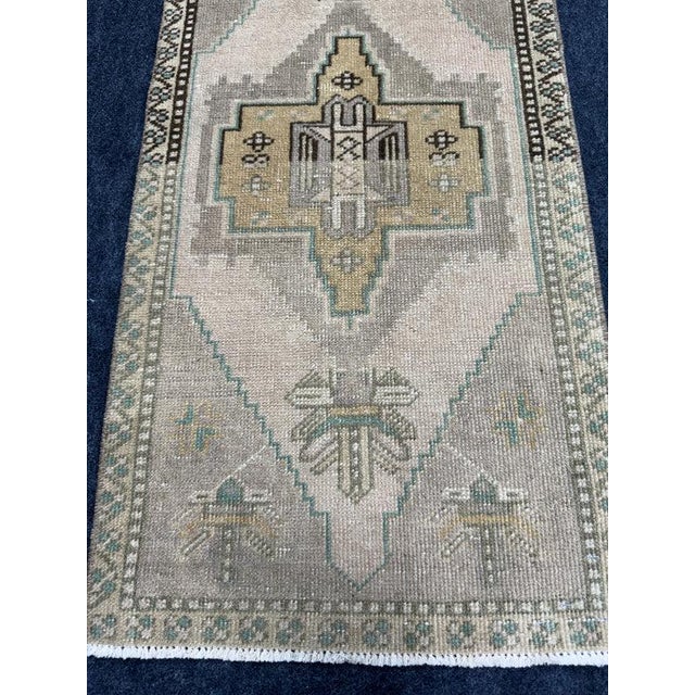 Contemporary Turkish Yastik Rug 1'6" x 2'11" For Sale - Image 3 of 5