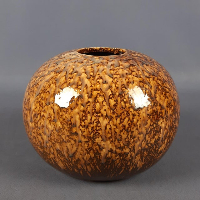 Vintage Space Age Ceramic Sphere Vase with Tortoiseshell Enamel, 1970s For Sale - Image 4 of 11