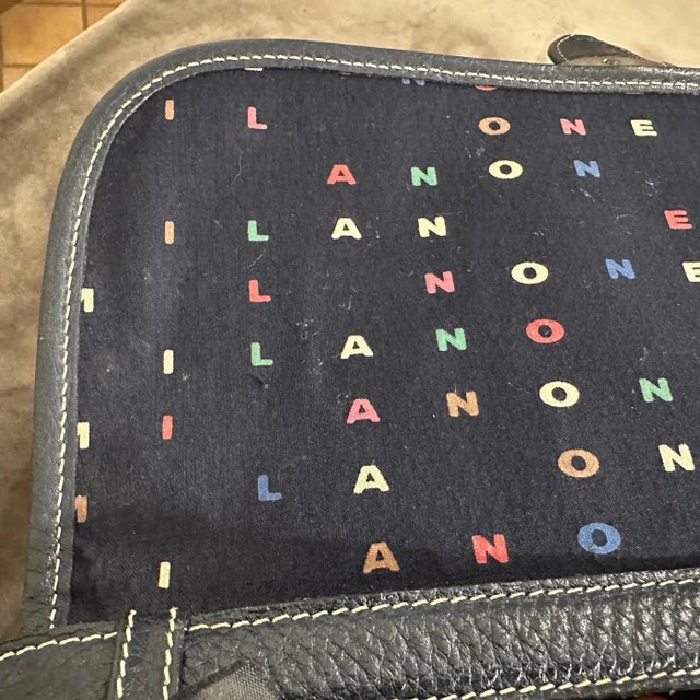 1980s 1980s Vintage Blue Leather French Shoulder Bag by Emanuel Ungaro For Sale - Image 5 of 17