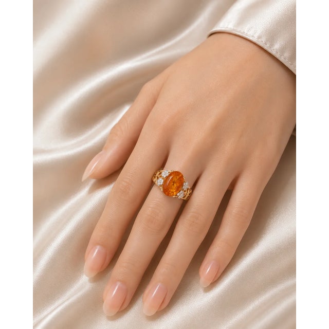 Late 20th Century Size 9 14K Two Tone Gold Cabochon Amber Diamond Floral Ring Band For Sale - Image 4 of 4