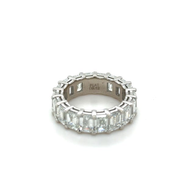 Gia 9.12 Carats Emerald Cut Diamond Eternity Band, Platinum, Size 6 1/2 For Sale - Image 4 of 8