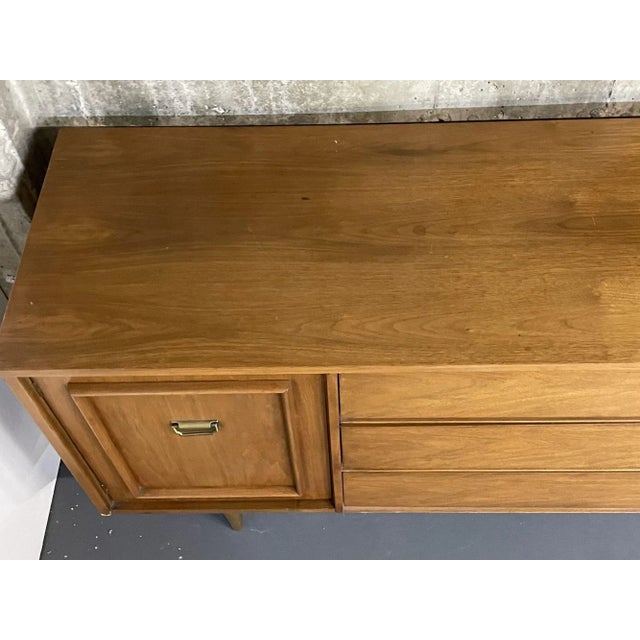 Mid 20th Century Mid-Century Modern Dresser, Chest or Sideboard, Walnut For Sale - Image 5 of 10