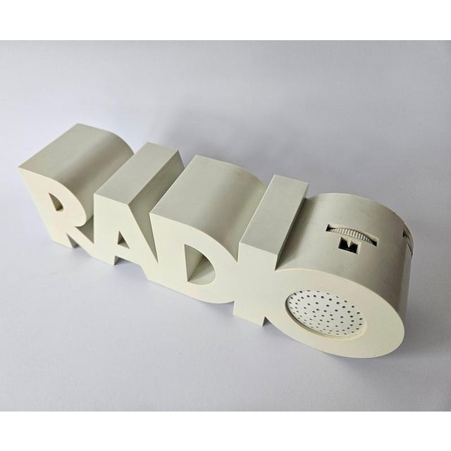Mid-Century Space Age Desk Radio, Italy, 1970s For Sale - Image 6 of 9