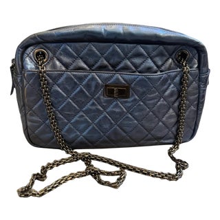 Iconic Chanel 2.55 Blue Metallic Leather and Black Chain Shoulder Bag For Sale