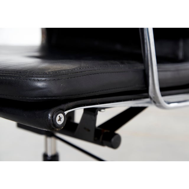 Vintage EA217 Office Chair by Charles & Ray Eames for Vitra, 1980s For Sale - Image 14 of 18