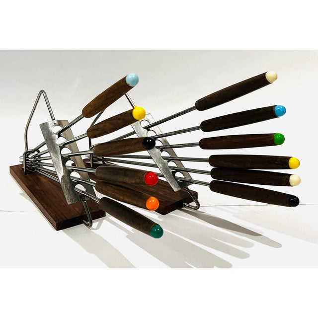 These are so vintage fabulous! I think these would look amazing at your next fondue party! Just to review, two fork stands...