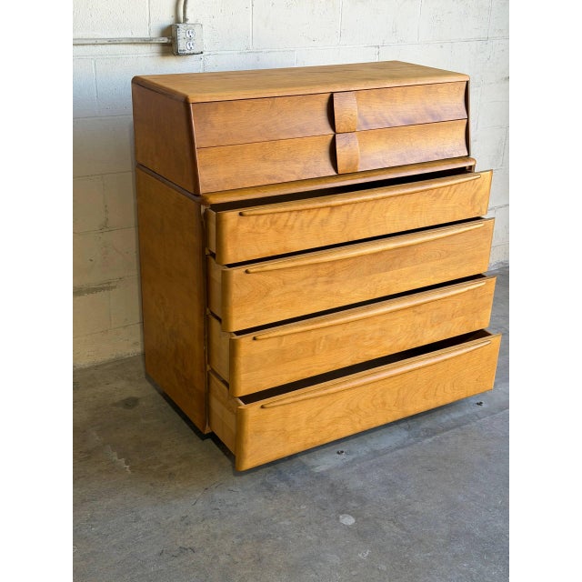 Heywood-Wakefield Heywood-Wakefield Maple Wood Tallboy Chest 6-Drawer Dresser Mid-Century Modern 1950s For Sale - Image 4 of 10