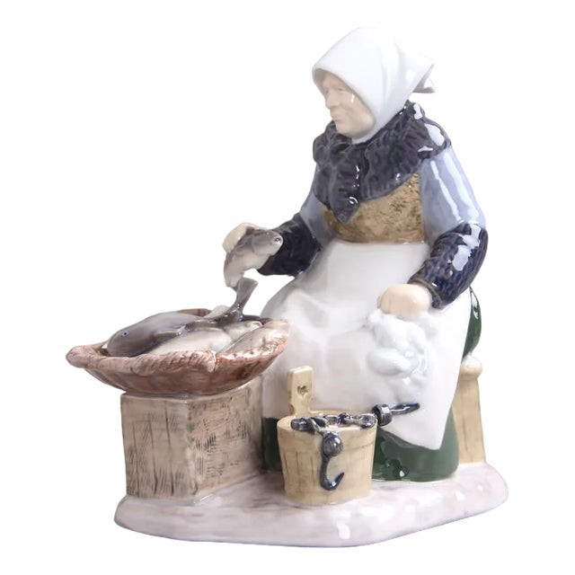 Model 2233 Fisherwoman Figure from Bing & Grøndahl, 1950s For Sale