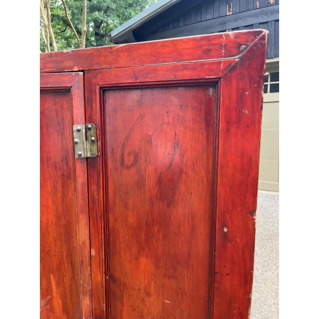 Asian Armoire – Elegant Storage Solution for Any Room Antique Asian Armoire – Handcrafted Wood Cabinet with Timeless...