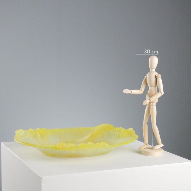 Crystal paste centerpiece plate in shades of yellow with light green highlights. Embossed decoration depicting mimosa...