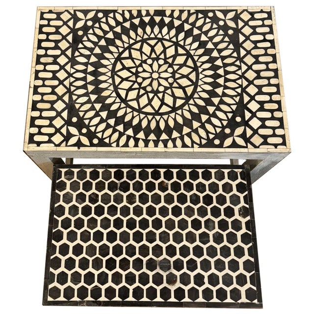 1970s 1970s Rustic Gray Wood Nesting End Tables With Inlay – Set of 2 For Sale - Image 5 of 5