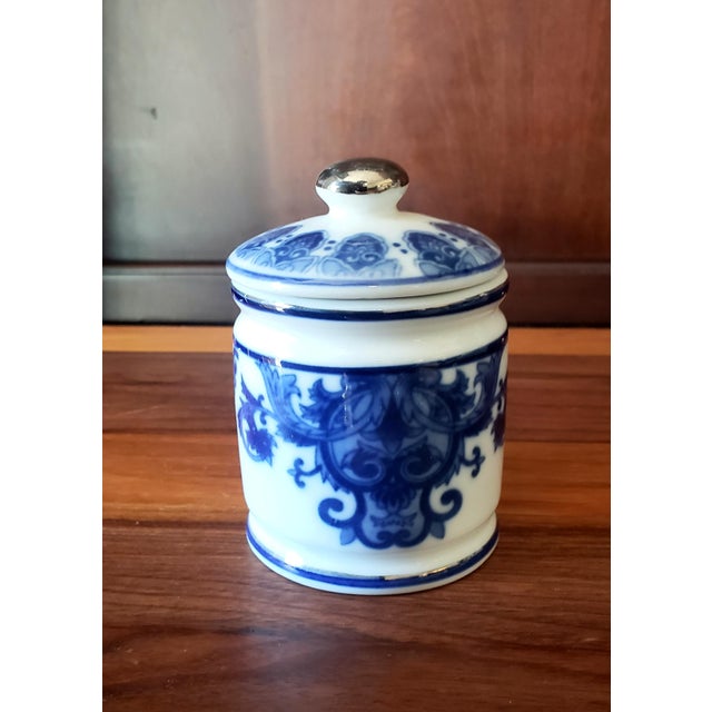 Ceramic Vintage Bombay Chinoiserie Blue White Porcelain Trinket Jar For Sale - Image 7 of 7
