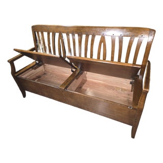 1990s Bernhardt Furniture "Bandini" Arts & Crafts Oak Storage Settle Bench For Sale