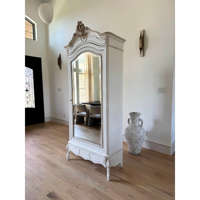 19th Century French Hand-Carved Mirrored Armoire – Single Door, Ornate Crest, Distressed White For Sale - Image 11 of 12