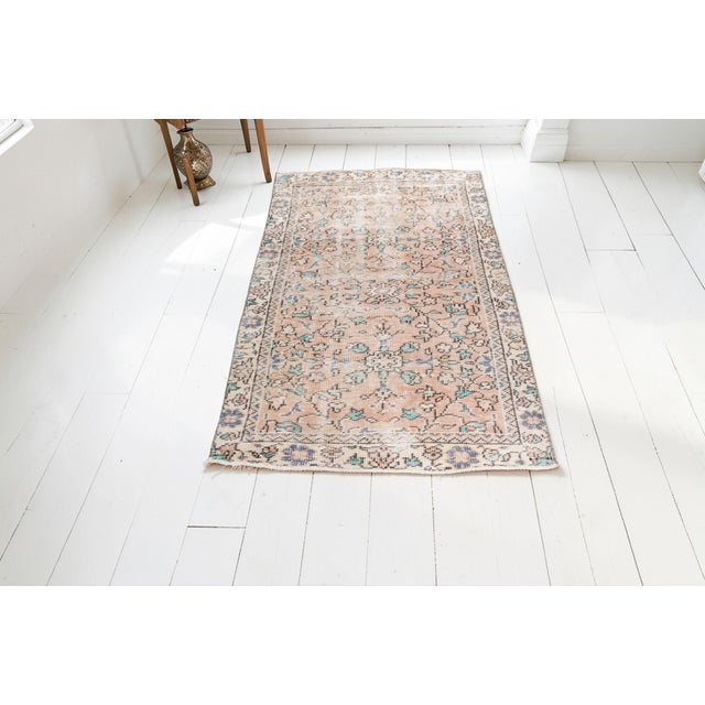 Apricot Mid 20th Century Oushak Anatolian Floral Carpet For Sale - Image 8 of 10