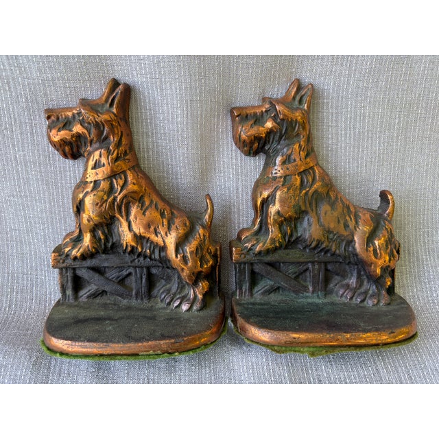 Figurative Vintage Cast Iron Copper Scottie Dog Bookends a Pair For Sale - Image 3 of 15