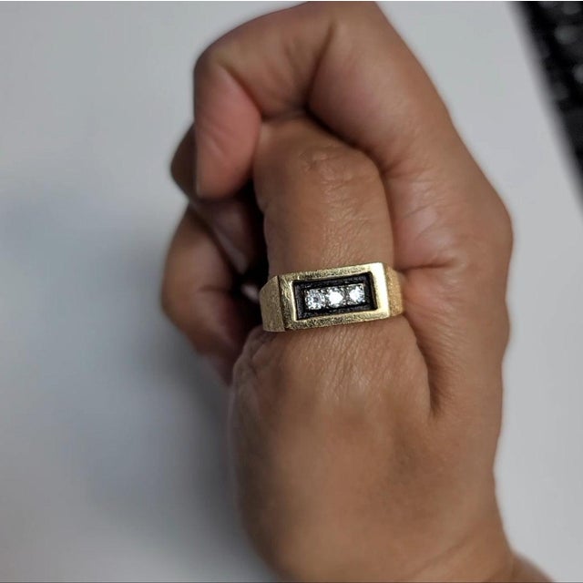 ♥ Product Summary ♥ Main Stone: Diamonds Approx. Diamond Carat Weight: .20cttw Diamond Clarity: SI1 Diamond Color: G...