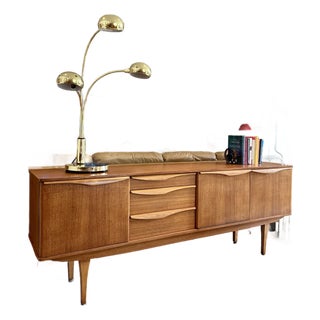 A Beautiful Teak Sideboard by Stonehill Furniture, Made in the Uk, Circa 1960s For Sale