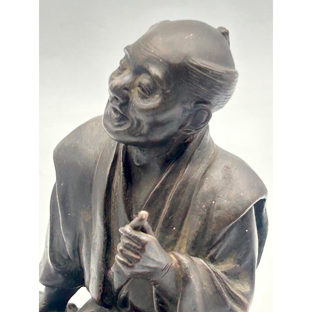 Japanese Meiji Bronze Okimono Seated Pipe Smoker, Signed Toko, C. 1890 For Sale - Image 12 of 17