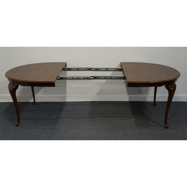 Late 20th Century Drexel Heritage Carleton Cherry Collection Traditional Queen Anne Style Dining Table For Sale In Kansas City - Image 6 of 12