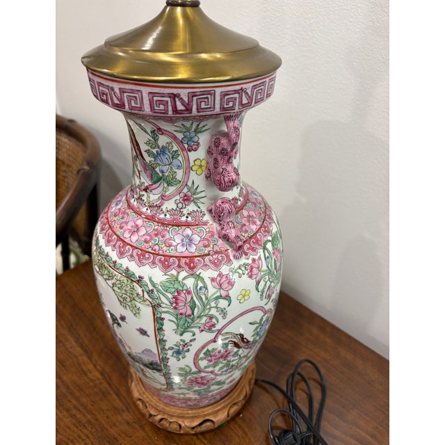 1960s Mid 20th Century Famille Rose Chinese Export Lamp For Sale - Image 5 of 6