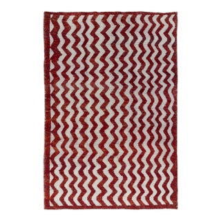 Galerie Shabab Collection Mid-20th Century Turkish Anatolian Accent Rug For Sale